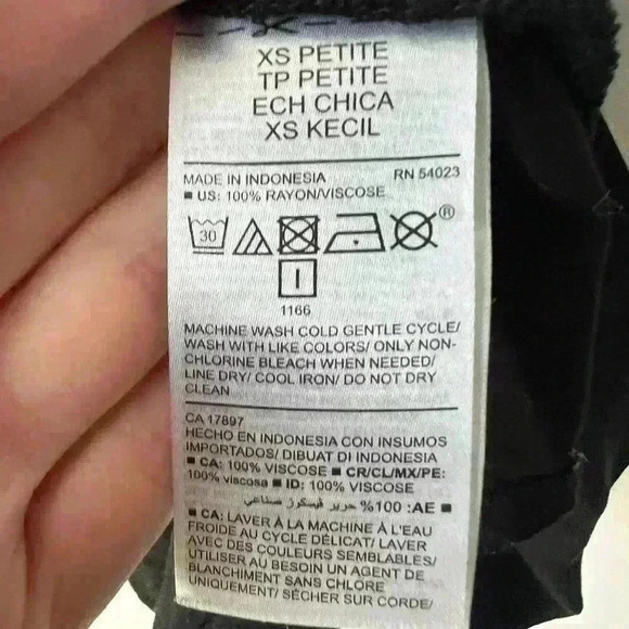 Old Navy Womens Black V-Neck Summer Fit and Flare Dress XS Petite Casual - Picture 8 of 9